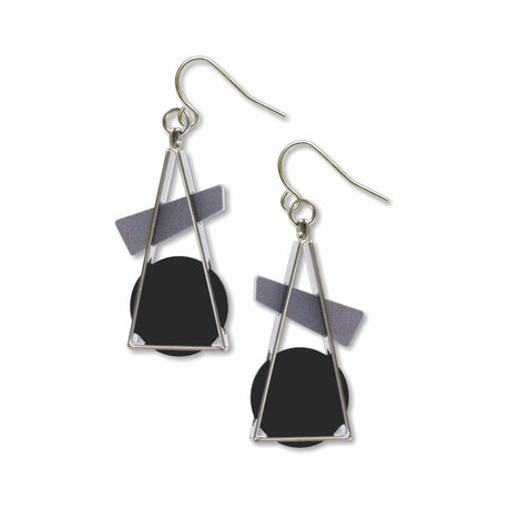 triangle-at-rest-black-earrings-photo