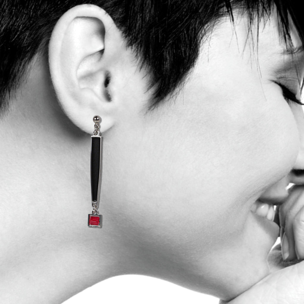 Dada Black Earrings