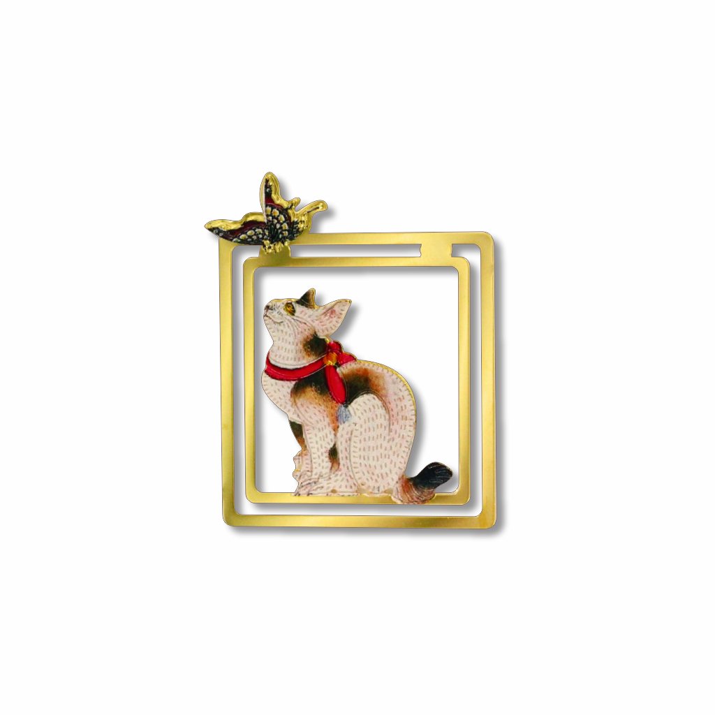 Hokusai Cat & Butterfly metal clip bookmark featuring a short-tailed cat from a 19th-century handscroll study by Japanese artist Katsushika Hokusai (1760–1849).