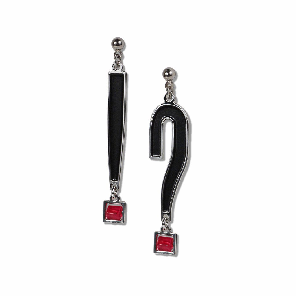 dada-red-bead-black-enamel-earrings-photo